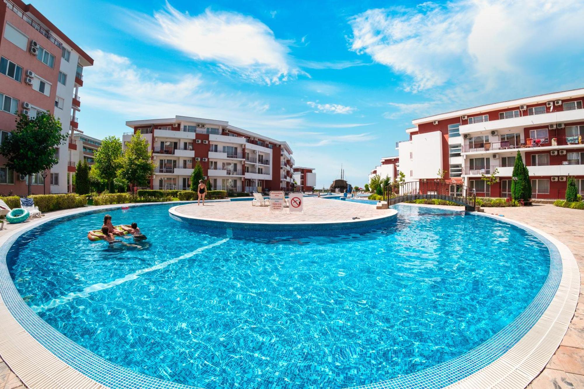 Privilege Fort Beach Apartments Sveti Vlas Εξωτερικό φωτογραφία