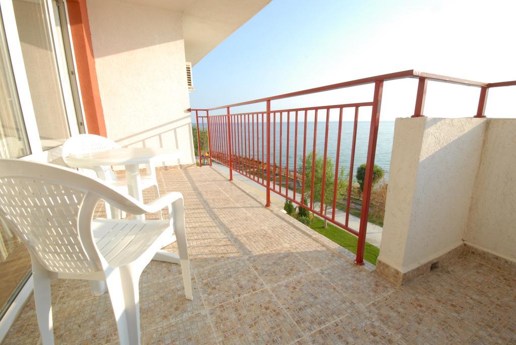 Privilege Fort Beach Apartments Sveti Vlas Εξωτερικό φωτογραφία